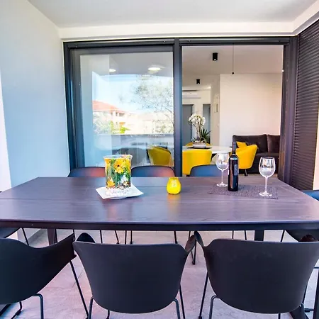 Apartment Luxury Rados