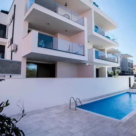 Apartment Luxury Rados